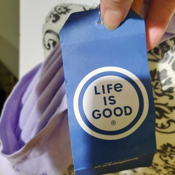 Life is good NWT Tee - Picture 4 of 5
